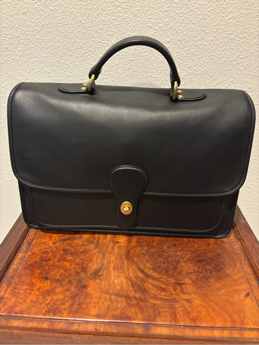 Coach Metropolitan Messenger Bag - Picture 3 of 12